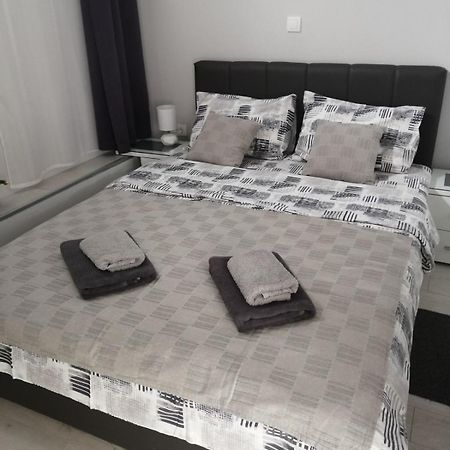 Gray Luxe Apartamento Belgrado Exterior foto