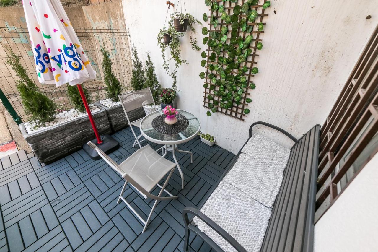 Gray Luxe Apartamento Belgrado Exterior foto