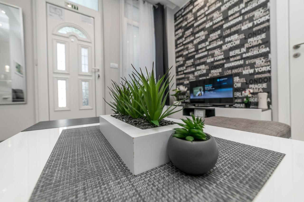 Gray Luxe Apartamento Belgrado Exterior foto
