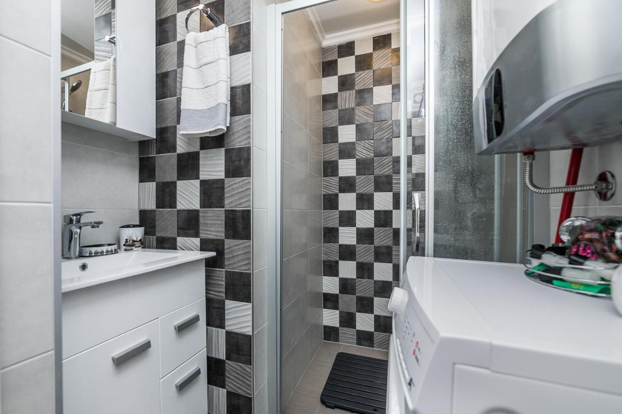 Gray Luxe Apartamento Belgrado Exterior foto
